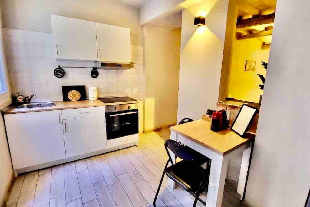 " In Centro Da Marghe" By Revenue House Apartamento Parma Exterior foto